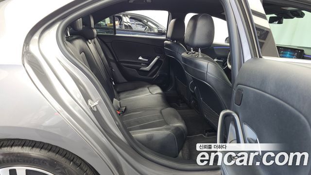 Mercedes-Benz A-Class (W177) A220 Sedan 2021 — фото 12