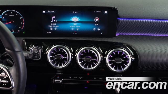 Mercedes-Benz A-Class (W177) A220 Sedan 2021 — фото 14