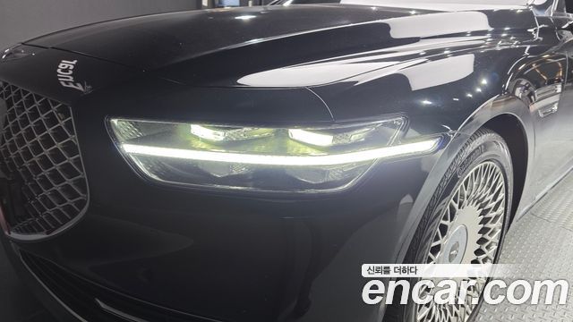 Genesis G90 5.0 AWD Prestige 2020 — фото 22