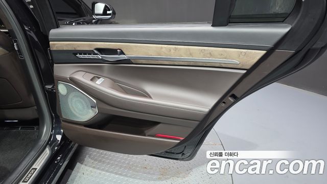 Genesis G90 5.0 AWD Prestige 2020 — фото 25