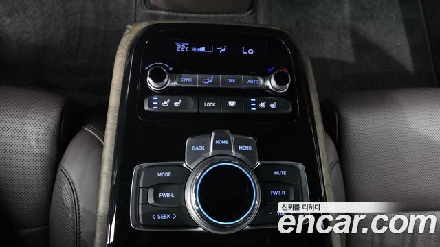 Genesis G90 5.0 AWD Prestige 2020 — фото 37