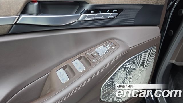 Genesis G90 5.0 AWD Prestige 2020 — фото 38