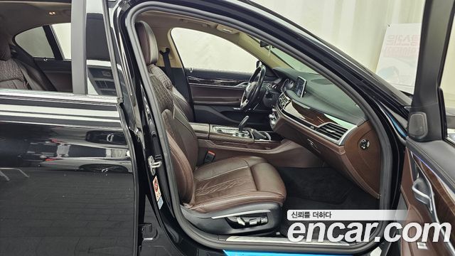 BMW 7 Series (G11) 740Li xDrive 2016 — фото 15