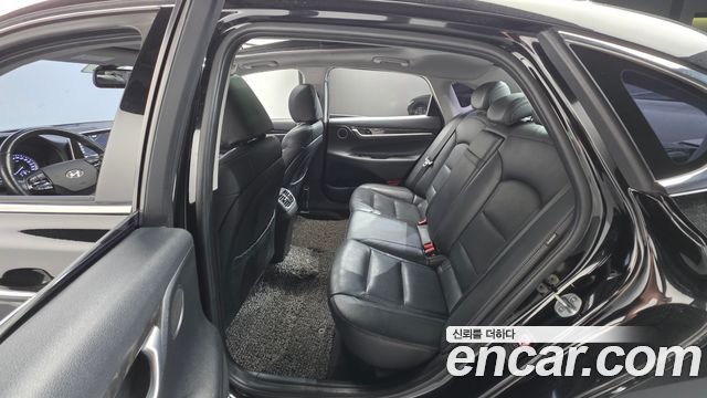 Hyundai Grandeur (IG) 3.0 LPi Modern (Rental Car) 2018 — фото 16