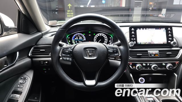Honda Accord (X) 2.0 Hybrid EX-L 2018 — фото 13