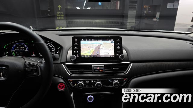 Honda Accord (X) 2.0 Hybrid EX-L 2018 — фото 14