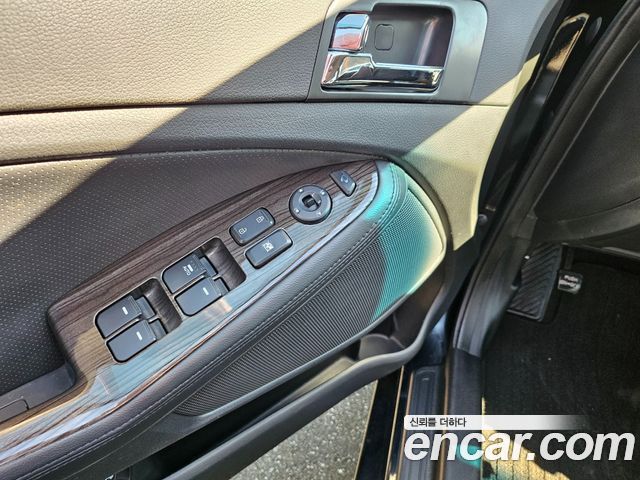 Kia K5 LPI Luxury 2013 — фото 20