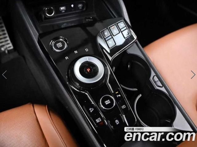 Kia Sportage (V) Gasoline 1.6 Turbo 2WD Signature 2023 — фото 8