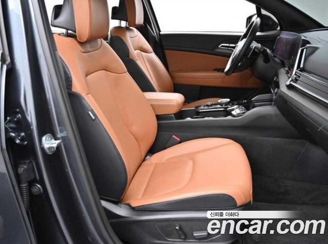 Kia Sportage (V) Gasoline 1.6 Turbo 2WD Signature 2023 — фото 9