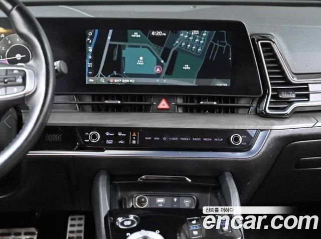 Kia Sportage (V) Gasoline 1.6 Turbo 2WD Signature 2023 — фото 17