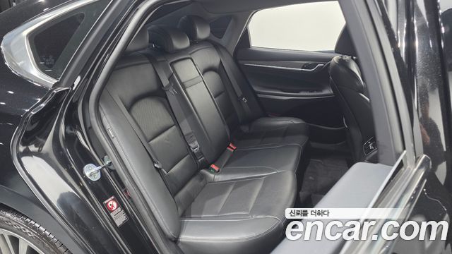 Hyundai Grandeur (IG) 2.4 Premium 2019 — фото 12