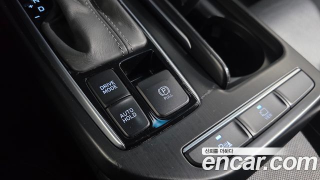 Hyundai Grandeur (IG) 2.4 Premium 2019 — фото 17