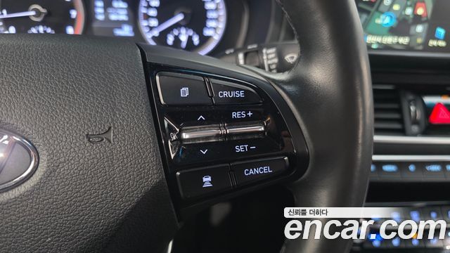 Hyundai Grandeur (IG) 2.4 Premium 2019 — фото 20