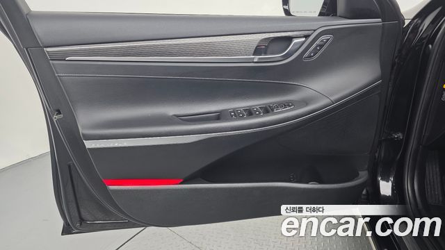 Hyundai Grandeur (IG) 2.4 Premium 2019 — фото 24