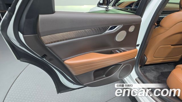 Genesis Electrified G80 (RG3) e-AWD 2022 — фото 25