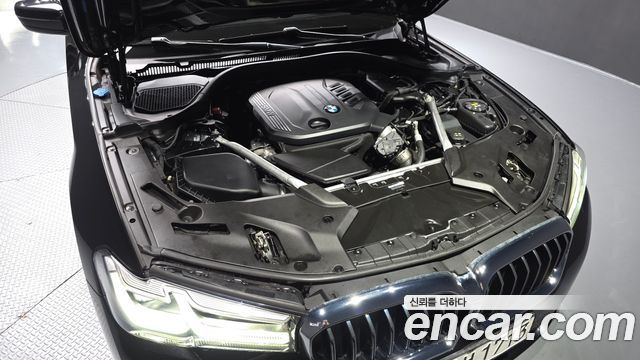 BMW 5 Series (G30) 523d Luxury 2023 — фото 6