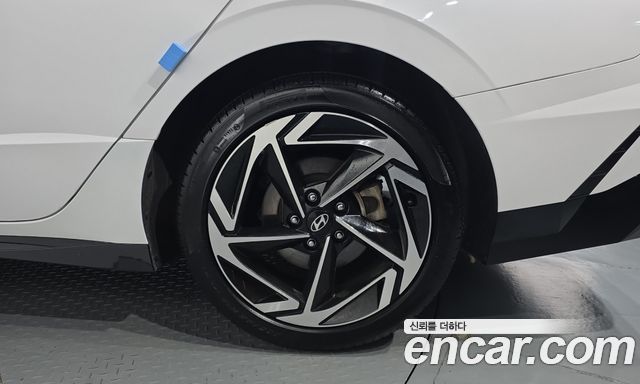 Hyundai Sonata The Edge (DN8) 1.6 Turbo Exclusive 2024 — фото 21