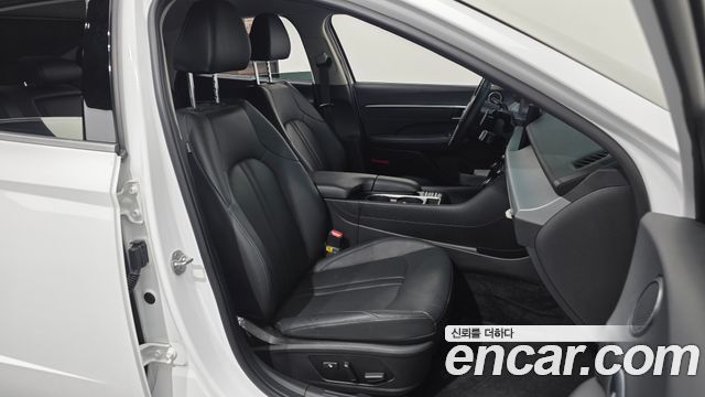 Hyundai Sonata The Edge (DN8) 1.6 Turbo Exclusive 2024 — фото 26