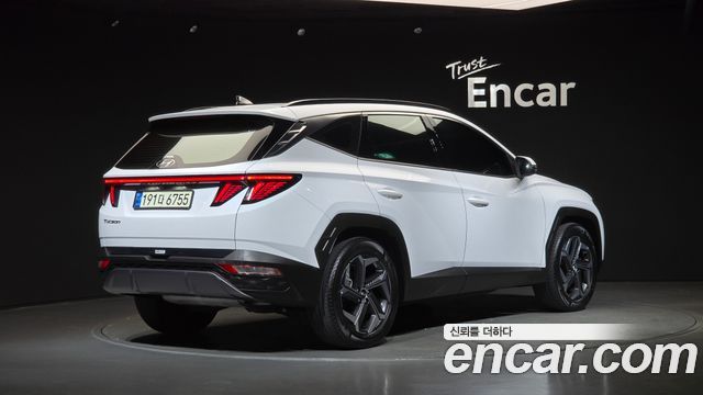 Hyundai Tucson (NX4) Gasoline 1.6 Turbo 2WD Inspiration 2022 — фото 2