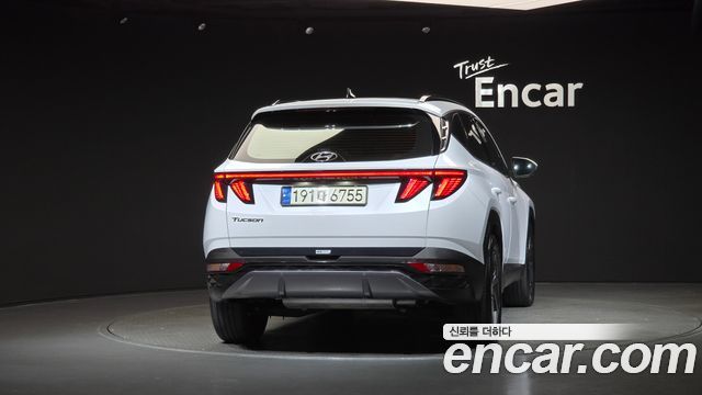 Hyundai Tucson (NX4) Gasoline 1.6 Turbo 2WD Inspiration 2022 — фото 4