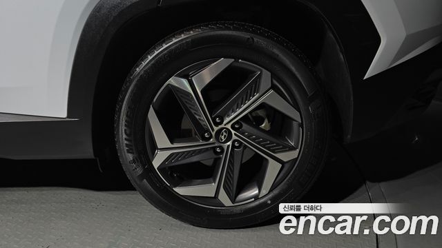 Hyundai Tucson (NX4) Gasoline 1.6 Turbo 2WD Inspiration 2022 — фото 21