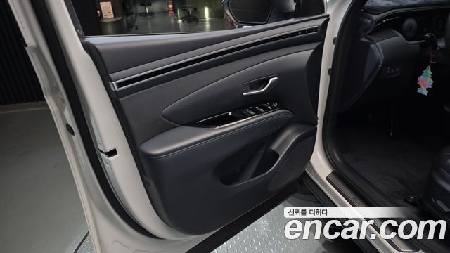 Hyundai Tucson (NX4) Gasoline 1.6 Turbo 2WD Inspiration 2022 — фото 24
