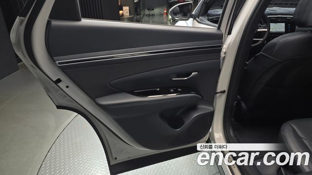 Hyundai Tucson (NX4) Gasoline 1.6 Turbo 2WD Inspiration 2022 — фото 25
