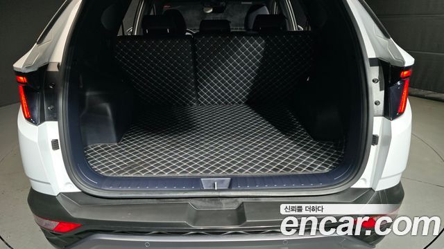 Hyundai Tucson (NX4) Gasoline 1.6 Turbo 2WD Inspiration 2022 — фото 27