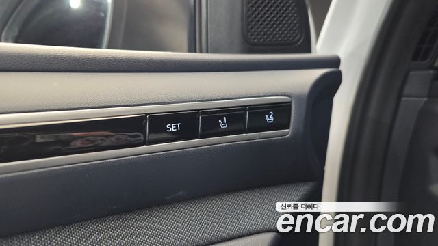 Hyundai Tucson (NX4) Gasoline 1.6 Turbo 2WD Inspiration 2022 — фото 30