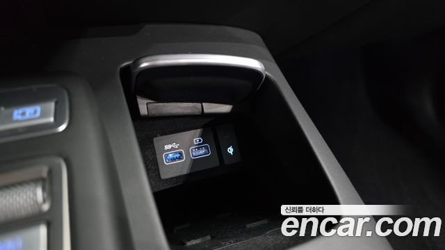 Genesis GV70 2.5T Gasoline AWD 2023 — фото 26