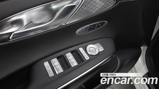 Genesis GV70 2.5T Gasoline AWD 2023 — фото 28