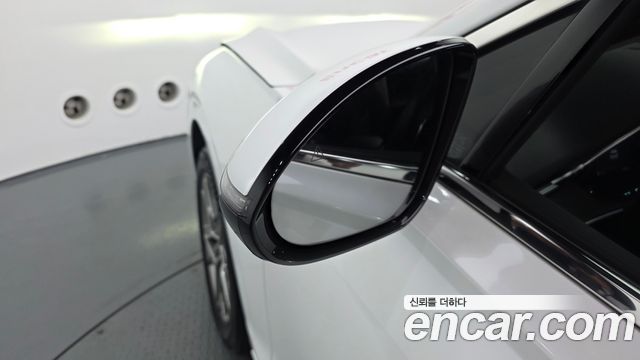 Genesis GV70 2.5T Gasoline AWD 2023 — фото 32