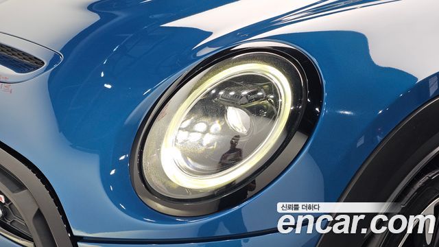 MINI Cooper S 5Door Classic Third Generation 2022 — фото 22