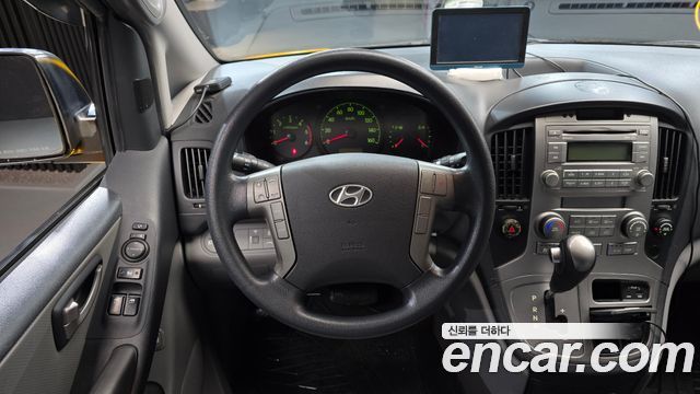 Hyundai Grand Starex Guard car of children 2016 — фото 13