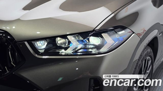 BMW X6 (G06) xDrive40i M Sport 2025 — фото 22