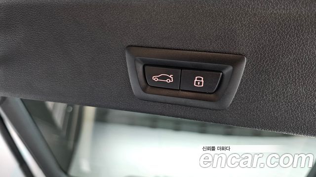 BMW X6 (G06) xDrive40i M Sport 2025 — фото 36