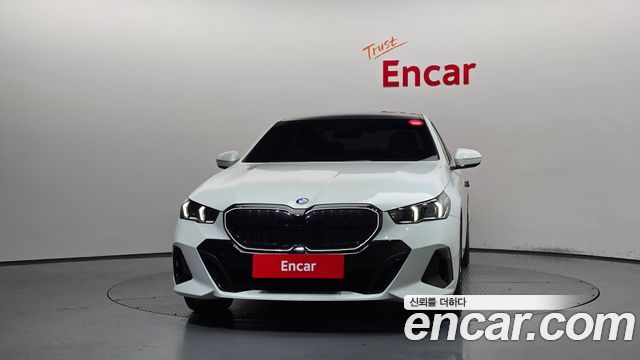BMW 5 Series (G60) 530i xDrive M Sport 2024 — фото 3