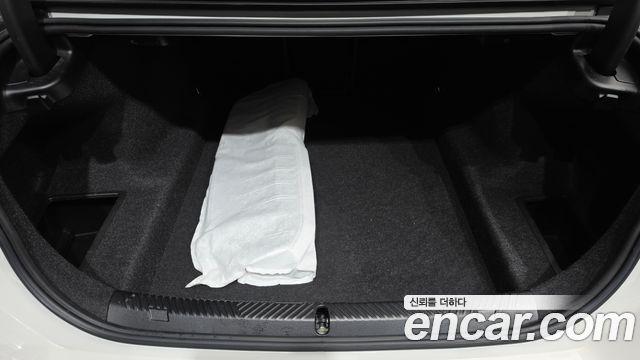 BMW 5 Series (G60) 530i xDrive M Sport 2024 — фото 18