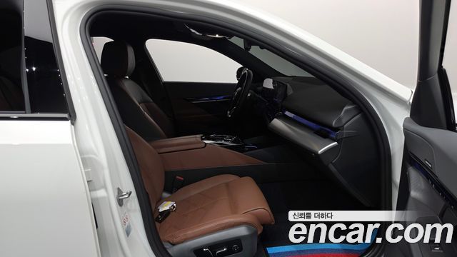 BMW 5 Series (G60) 530i xDrive M Sport 2024 — фото 26