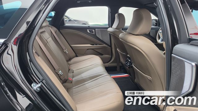 Kia K8 2.5 Gasoline 2WD Noblesse 2024 — фото 11