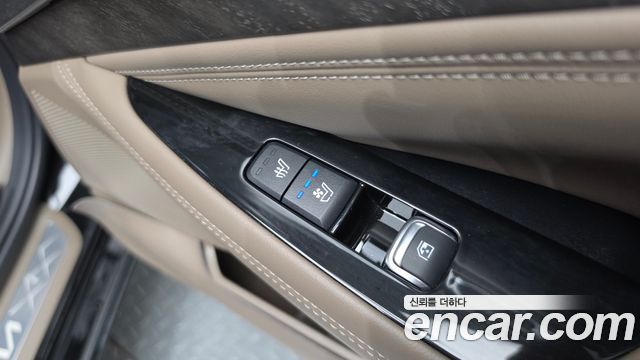 Kia K8 2.5 Gasoline 2WD Noblesse 2024 — фото 28