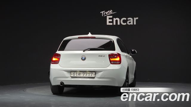 BMW 1 Series (F20) 118d Urban 5Dr 2013 — фото 4