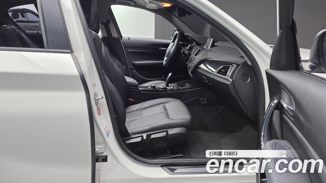BMW 1 Series (F20) 118d Urban 5Dr 2013 — фото 11