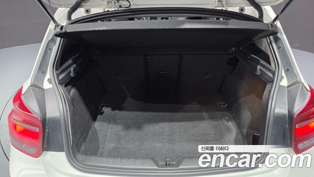 BMW 1 Series (F20) 118d Urban 5Dr 2013 — фото 18
