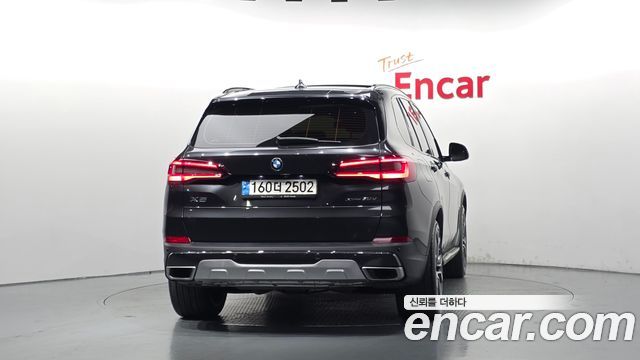 BMW X5 (G05) xDrive 30d xLine 2022 — фото 4