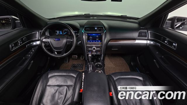 Ford Explorer 2.3 Limited 4WD 5th 2017 — фото 7