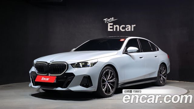 BMW 5 Series (G60) 530i xDrive M Sport 2026 — фото 1