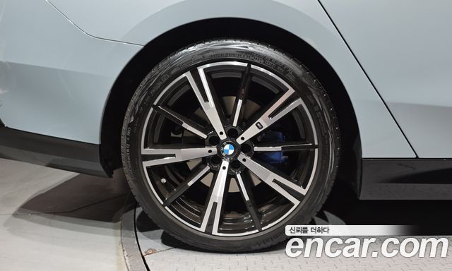 BMW 5 Series (G60) 530i xDrive M Sport 2026 — фото 5