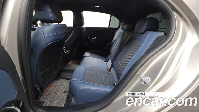 Mercedes-Benz A-Class (W177) A220 Hatchback 2019 — фото 12