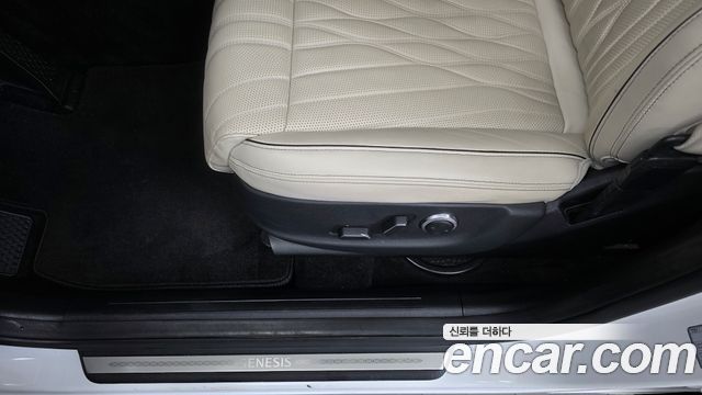 Genesis GV70 2.5T Gasoline 2WD 2023 — фото 31